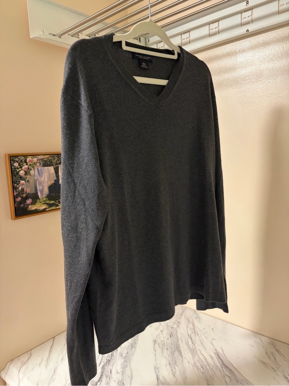 Banana Republic Silk & Cashmere Men's V-Neck Sweater in Charcoal- L